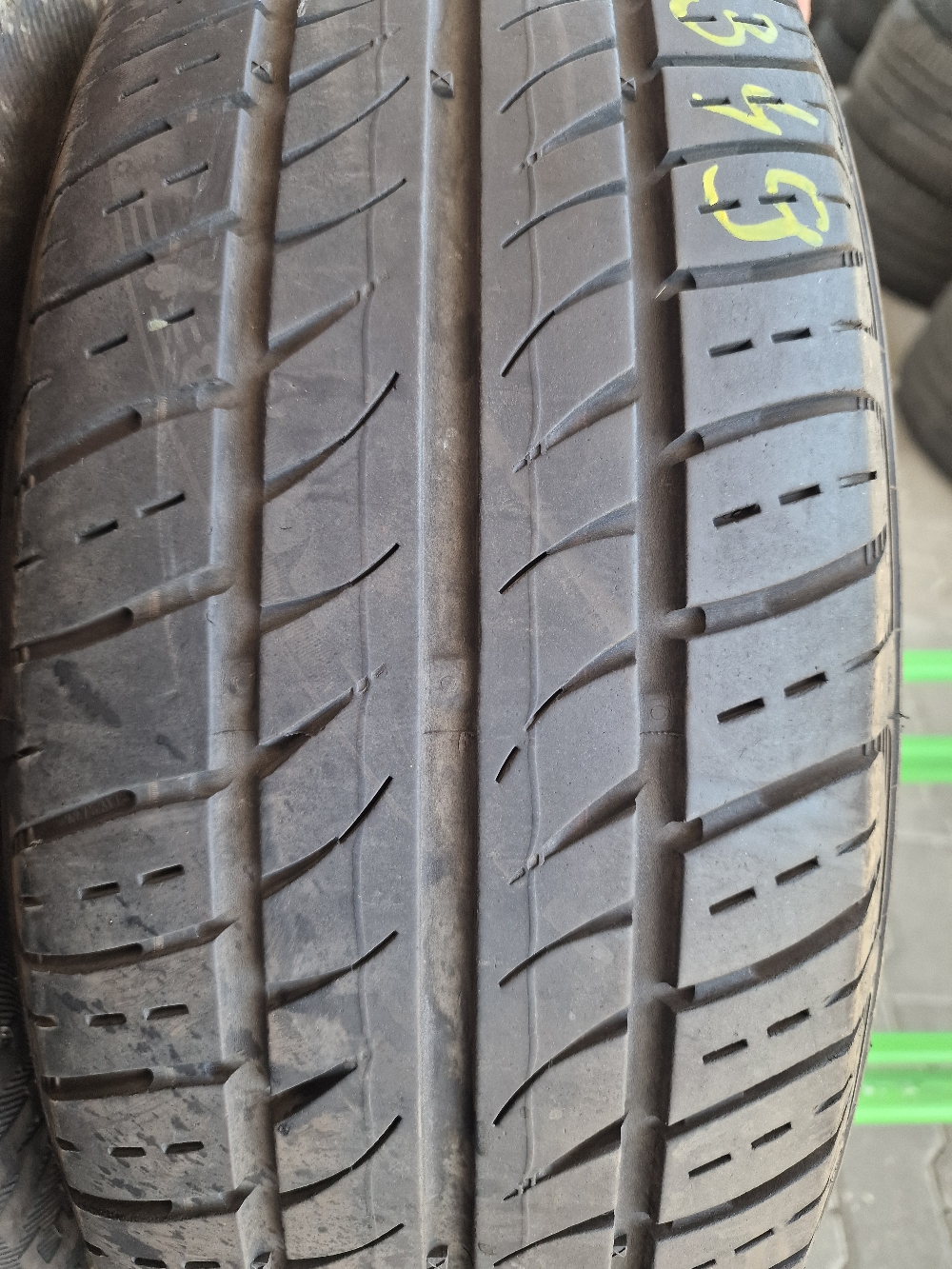 Semperit 195/65R15 COMFORT-LIFE2 4.5mm használt gumi HG15349