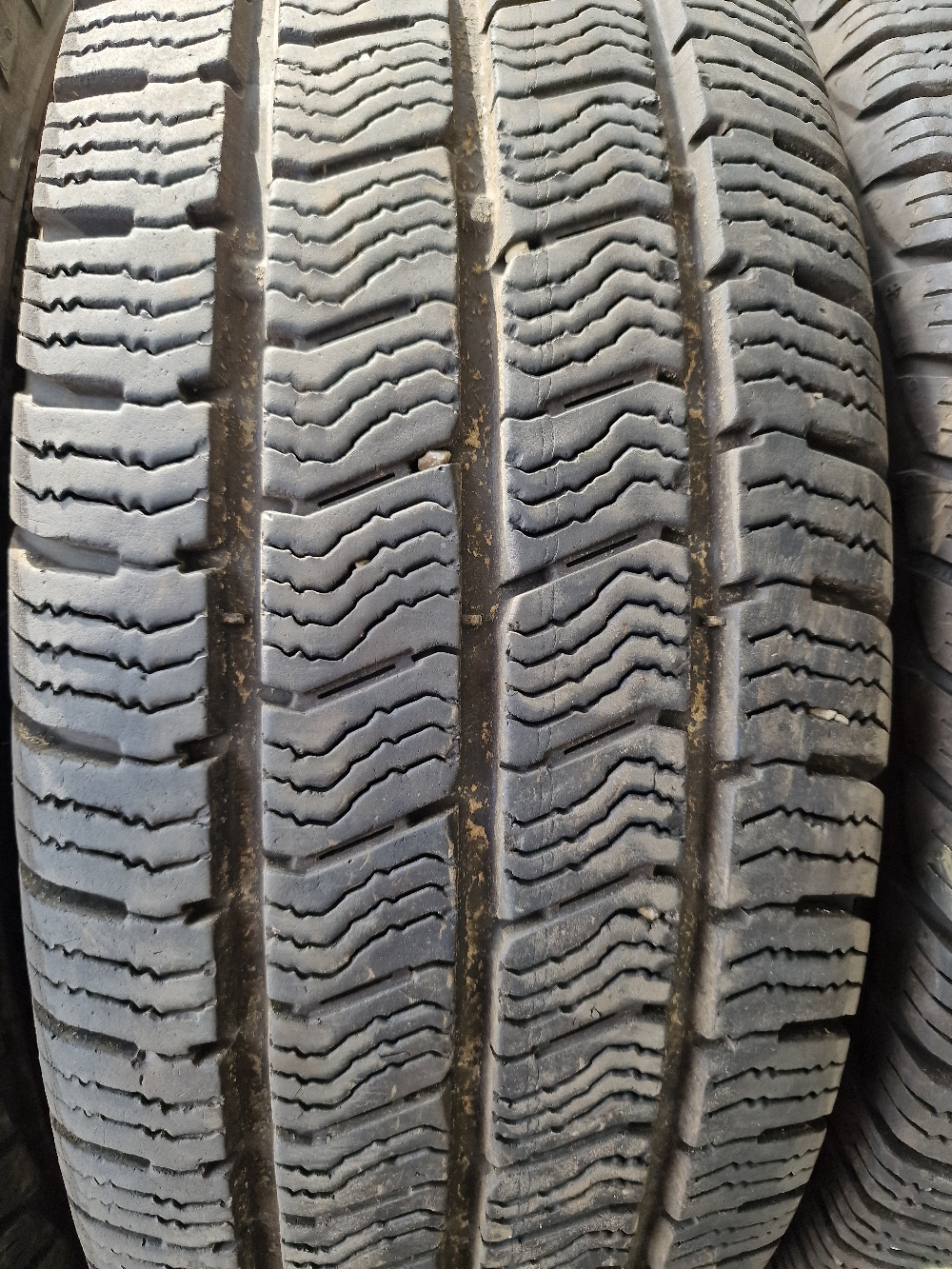 Barum 235/65R16C SNOWANIS3 7mm használt gumi HG17298