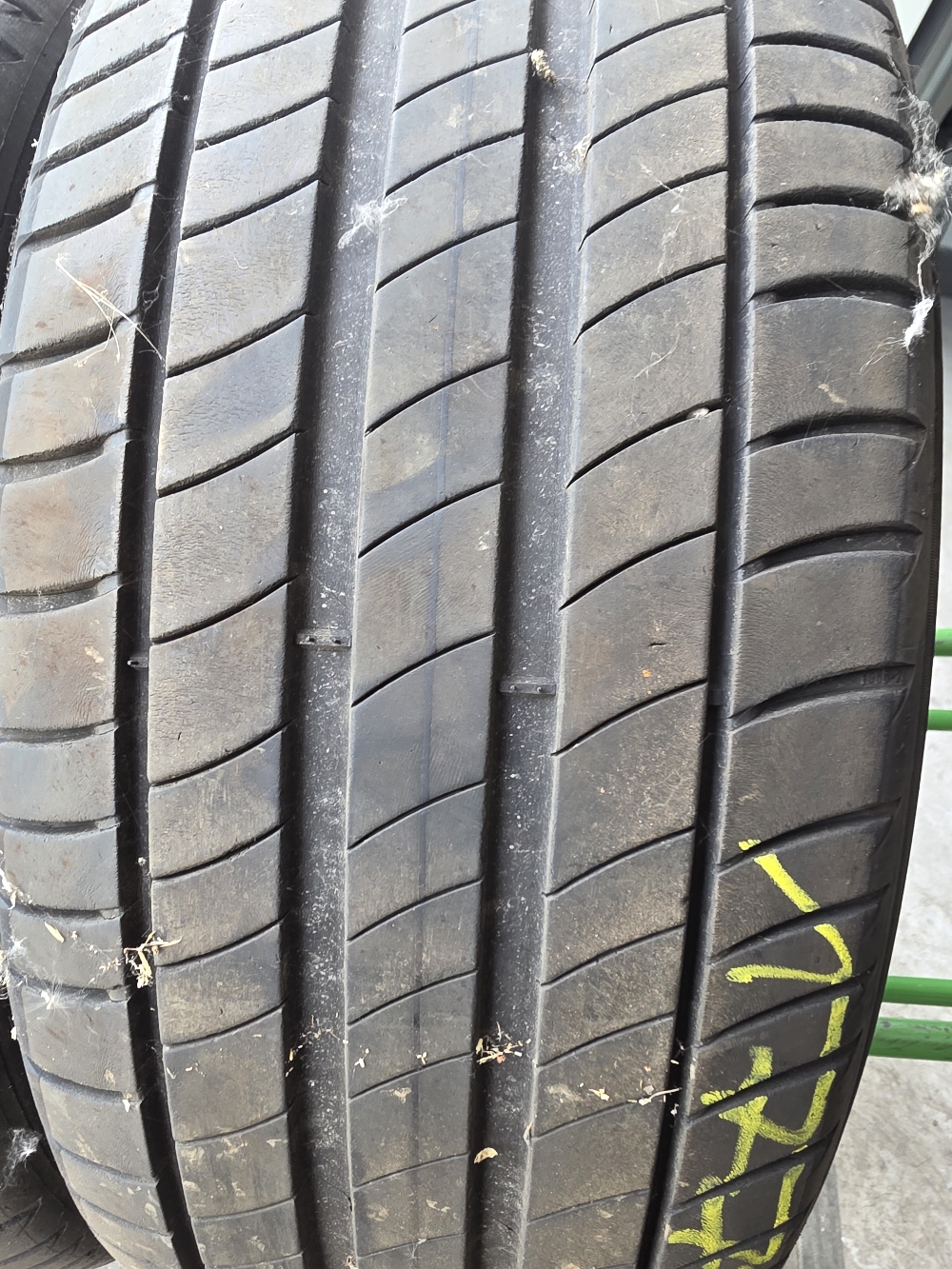 Michelin 215/55R17 PRIMACY3 5-5.5mm használt gumi HG17703