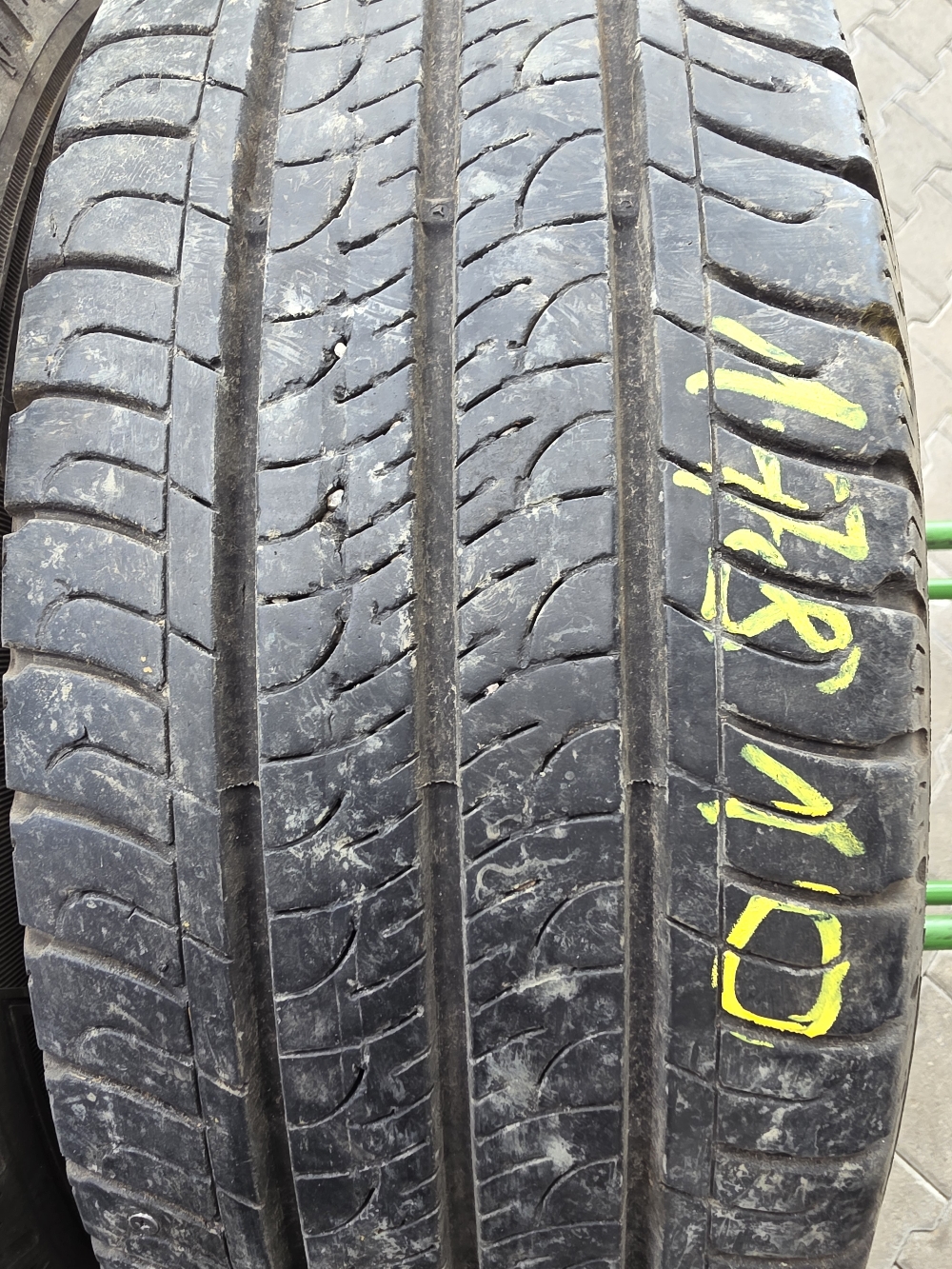 Goodyear 195/60R16C EFFICIENTGRIP 6-6.5mm használt gumi HG17810
