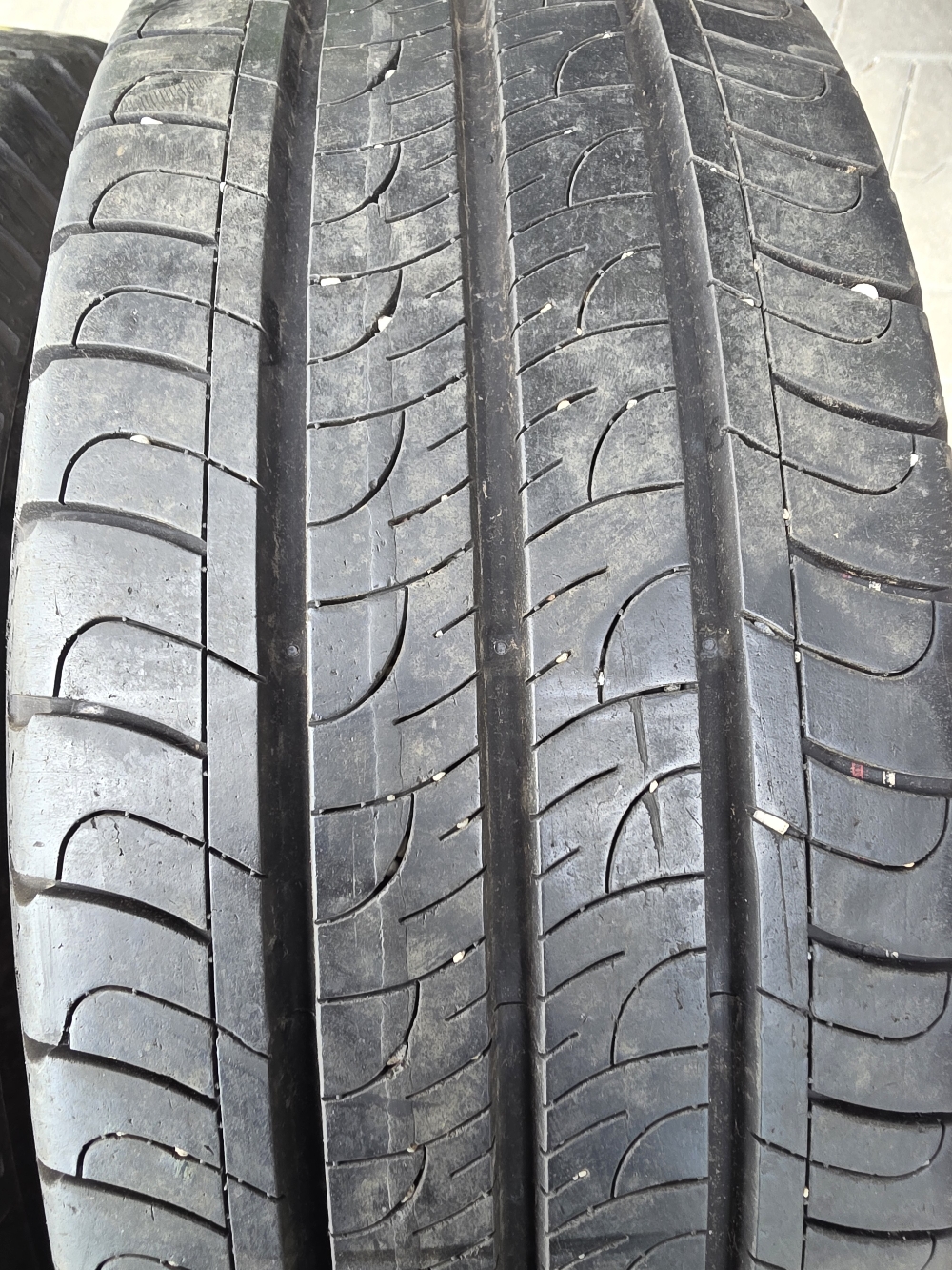 Goodyear 195/60R16C EFFICIENTGRIP 6.5-7mm használt gumi HG17811