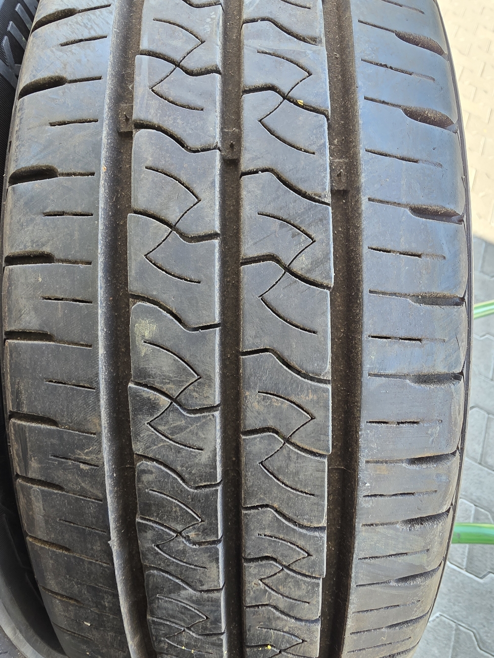 Kumho 195/60R16C KC53 8mm használt gumi HG17833