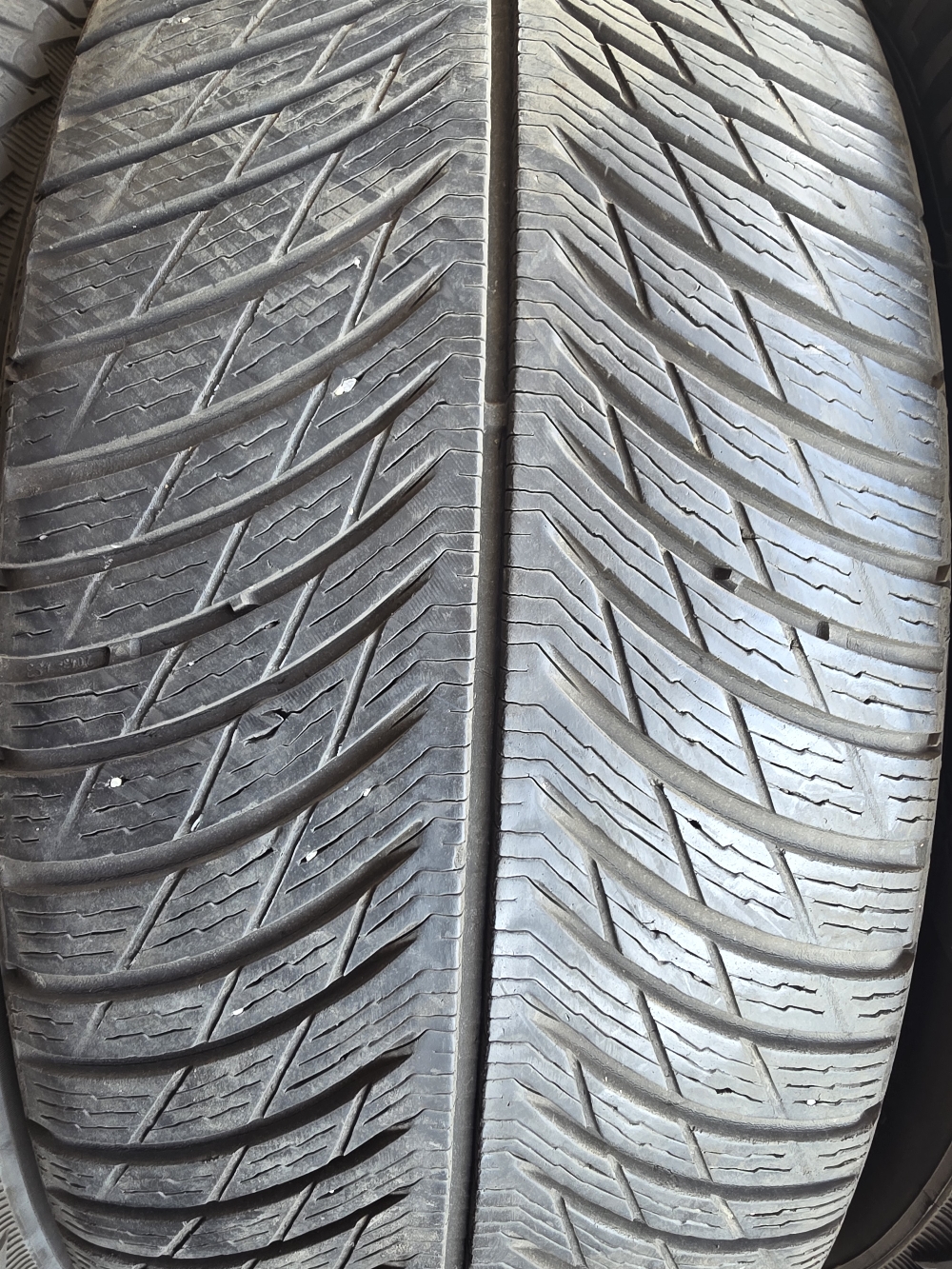 Michelin 225/55R18 PILOTALPIN5 5-6mm használt gumi HG18495