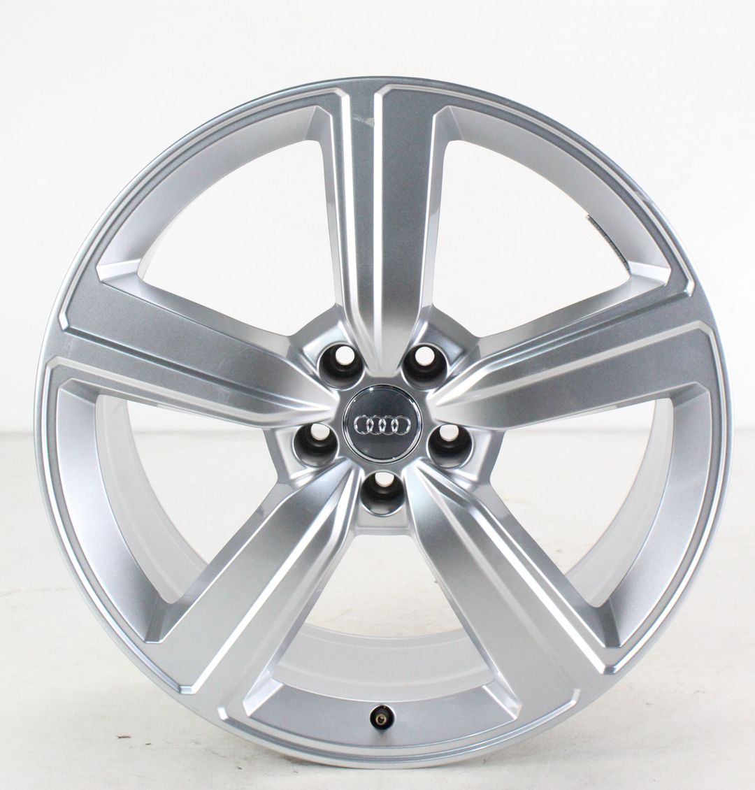 Gyári 5x112 9x20 ET38 66.45 AUDI 4KE601025S DEMO